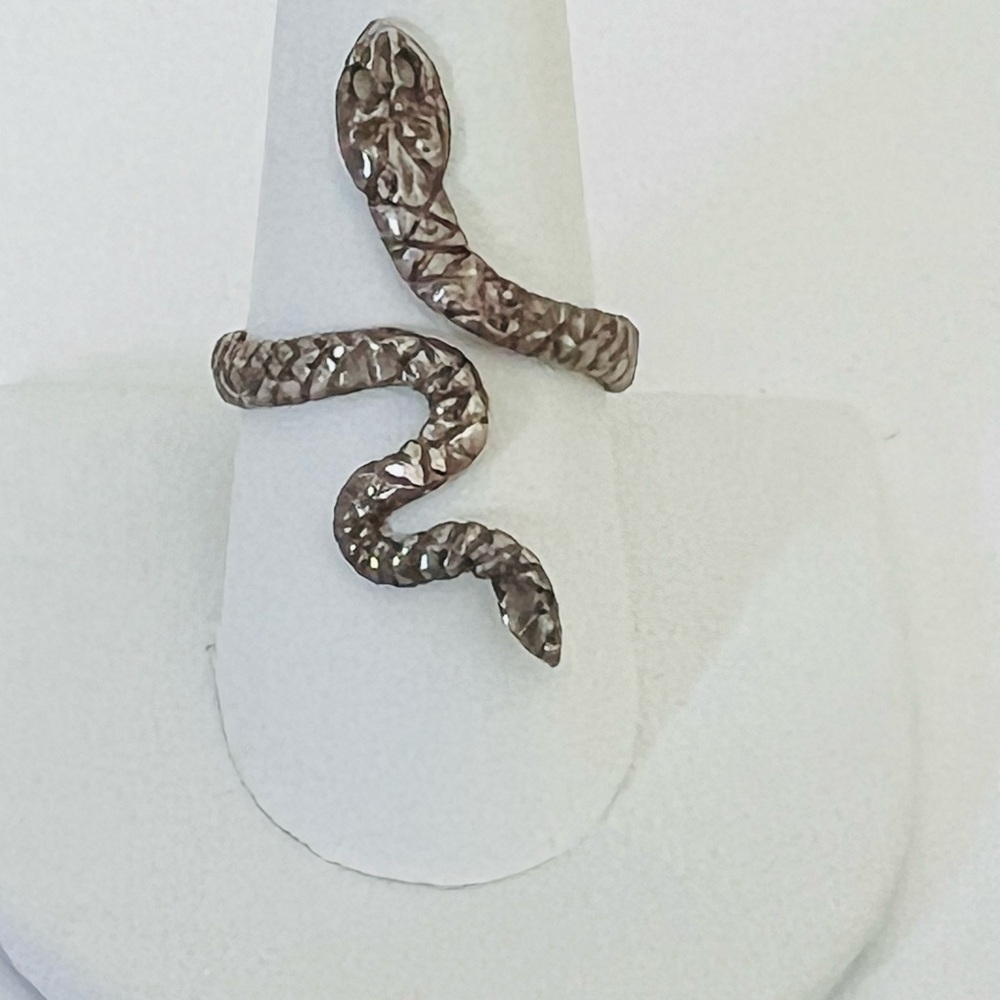 Silver Snake Design Reptile Ring size 9, stamped .925